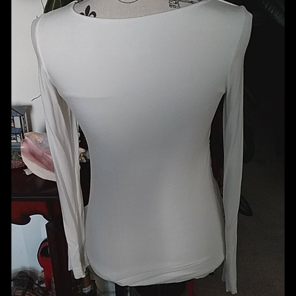 Top - Picture 2 of 2